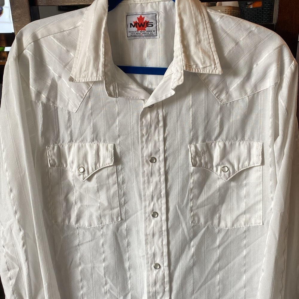 MWG Made in Canada Iridescent white large tall